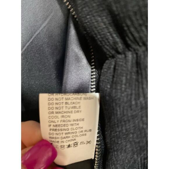 NWT Sndy corduroy puffer jacket Sz2 black two pockets in front warm comf… - Picture 3 of 6